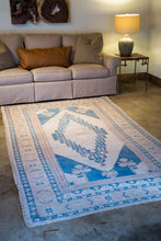 Load image into Gallery viewer, Caria - 5'4” x 9'10”