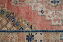 Load image into Gallery viewer, Adile - 3'11" x 6'7"