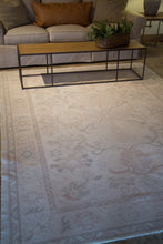 Load image into Gallery viewer, Ceyda - 6’6" x 9’4"