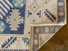 Load image into Gallery viewer, Deniz - 4'0” x 6'2”