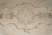 Load image into Gallery viewer, Emine - 4’8” x 7'10"