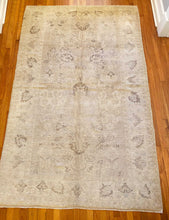 Load image into Gallery viewer, Fatma - 4' 11" x 7' 8"