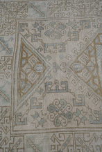 Load image into Gallery viewer, Kadri - 4'3" x 5'9"