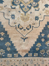 Load image into Gallery viewer, Nehir - 4’4" x 7’5"