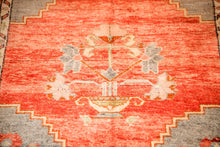 Load image into Gallery viewer, Yaren - 2’9” x 4’3”