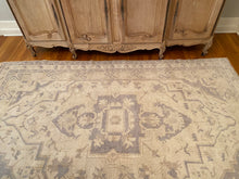 Load image into Gallery viewer, Zehra - 5’2” x 8’0”