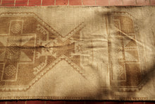 Load image into Gallery viewer, Beren - 3&#39;0” x  8&#39;7&quot;
